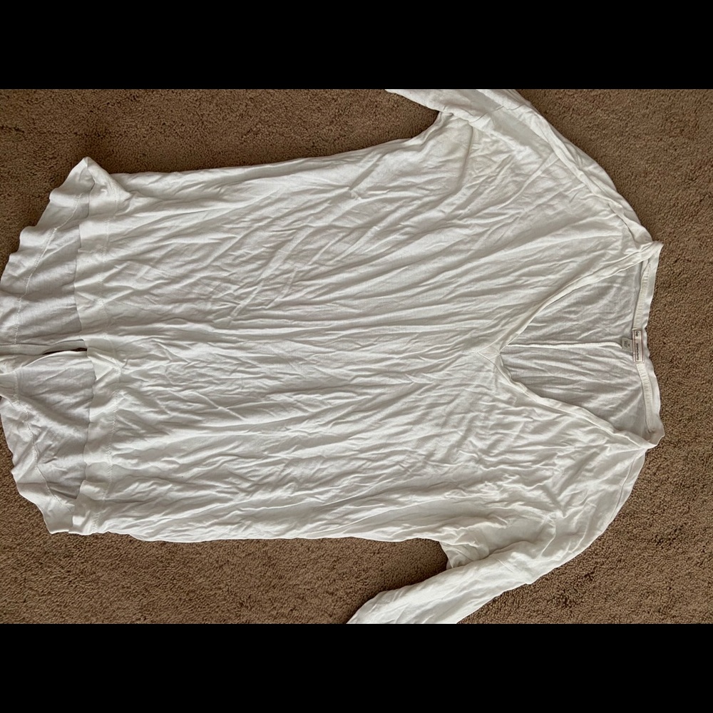 white quarter sleeve v-neck